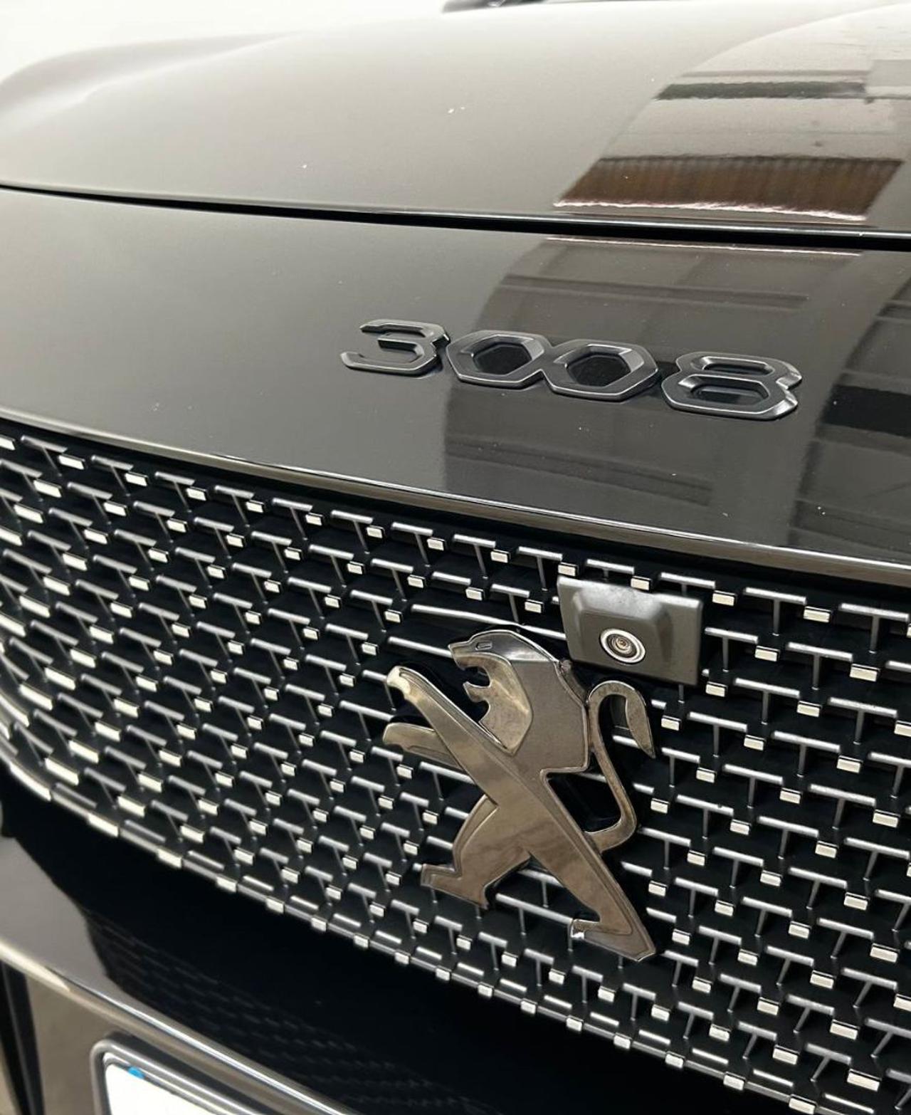 PEUGEOT 3008 Hybrid4 300 e-EAT8 GT Pack TETTO APRIBILE - 40