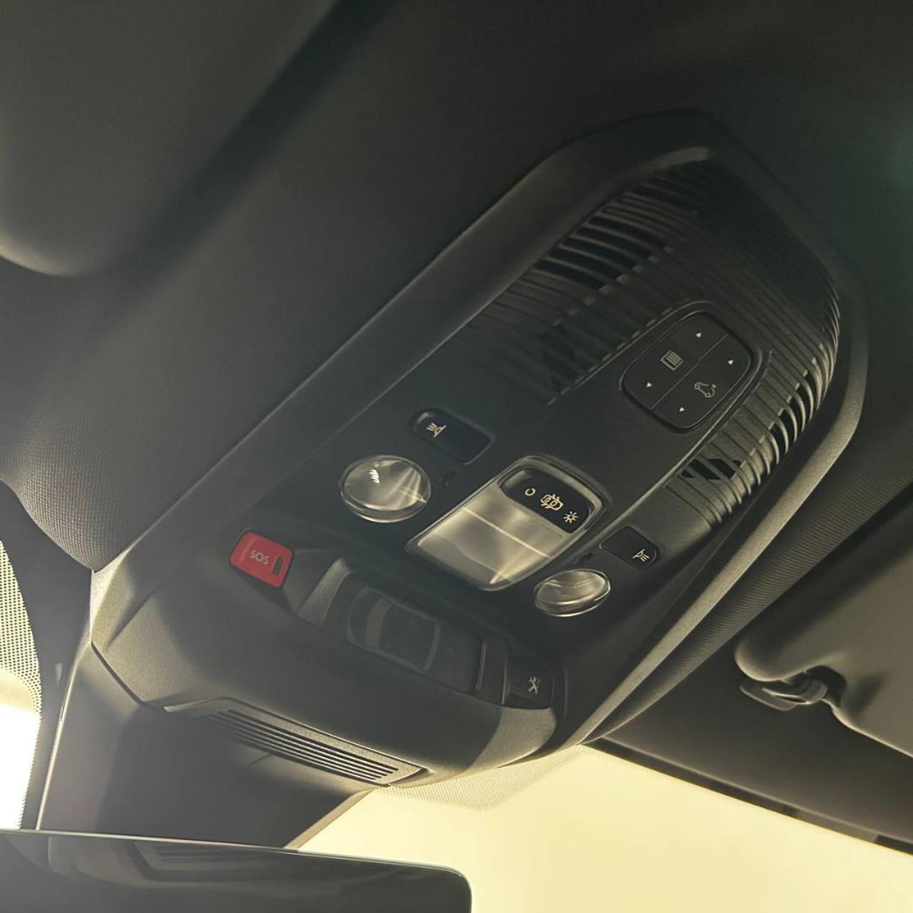 PEUGEOT 3008 Hybrid4 300 e-EAT8 GT Pack TETTO APRIBILE - 31