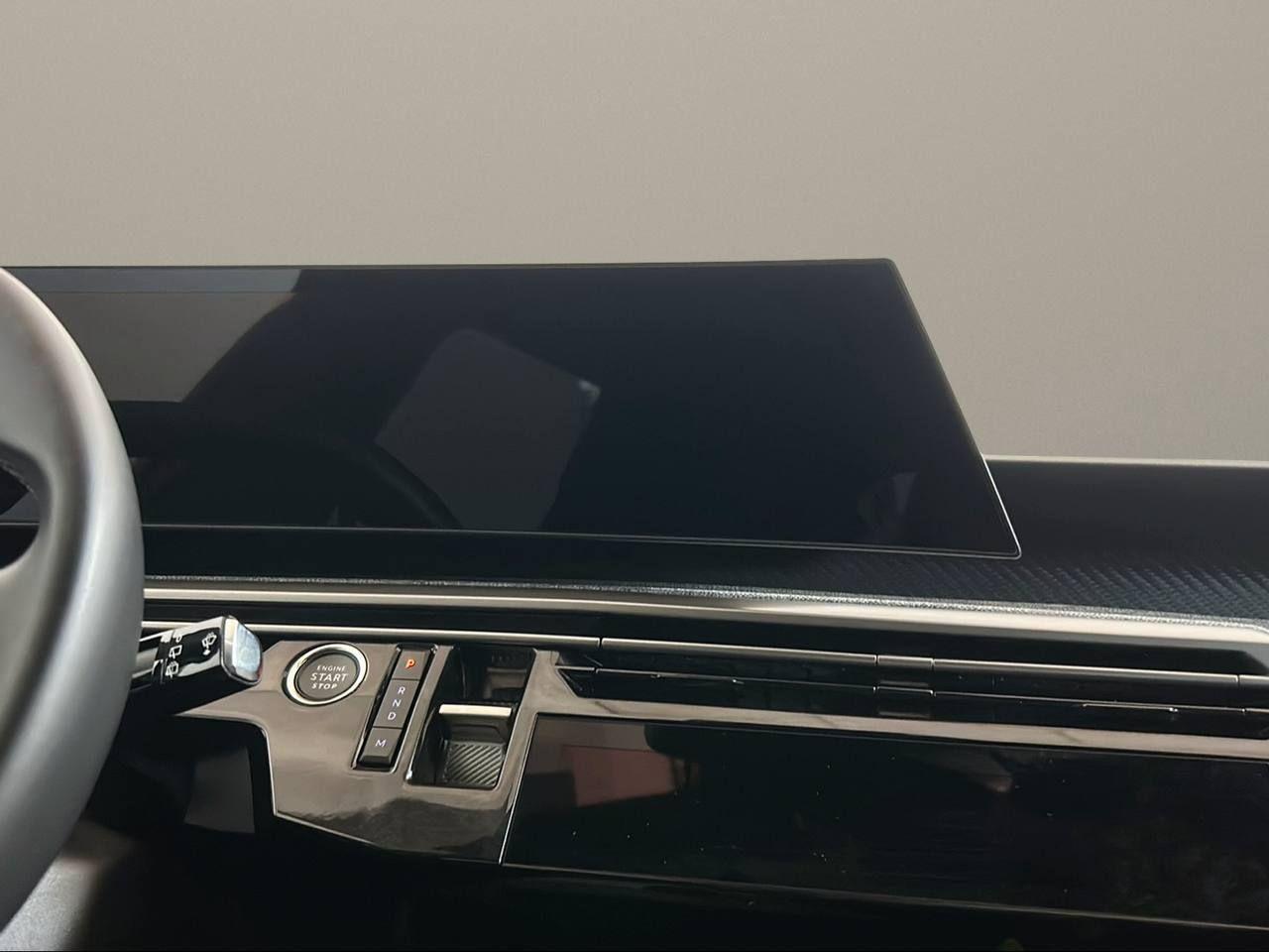 PEUGEOT 5008 Hybrid 145 e-DCS6 Allure - 18