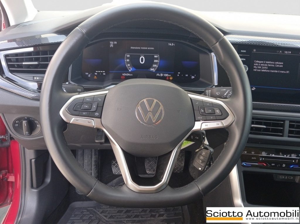 VOLKSWAGEN Polo 1.0 Life - 10