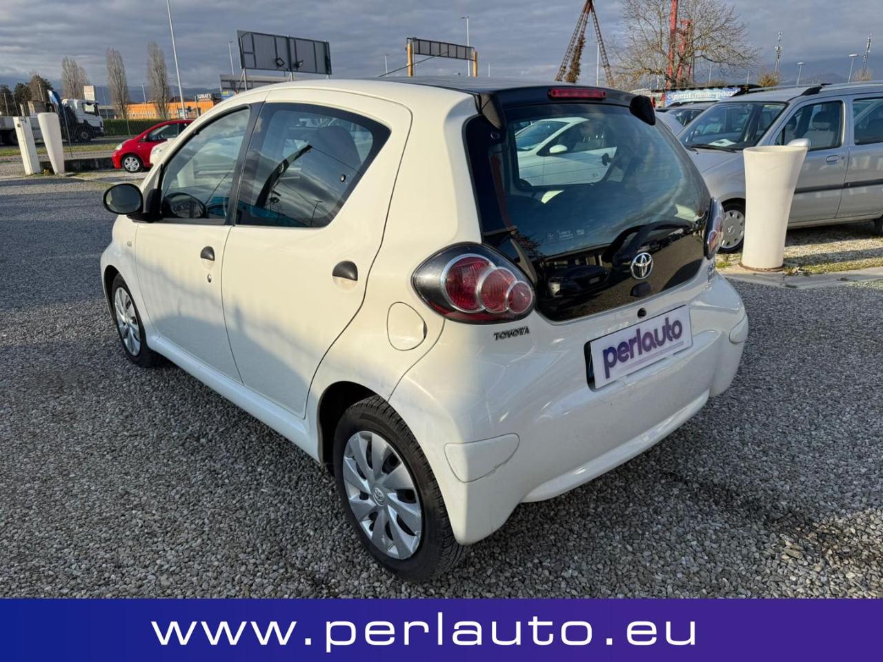 TOYOTA Aygo 1.0 12V VVT-i 5 porte Cool Soda Connect - 6