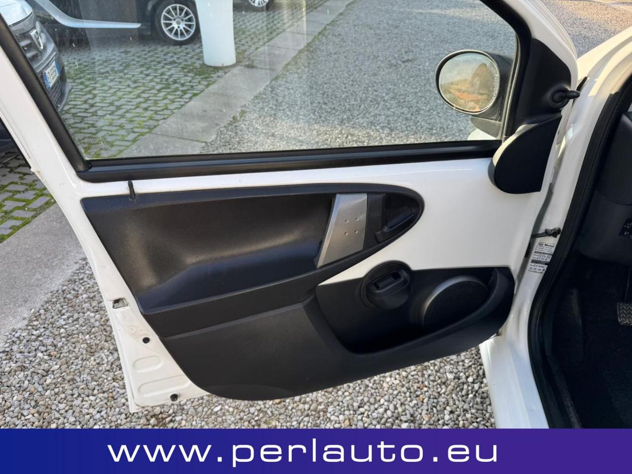 TOYOTA Aygo 1.0 12V VVT-i 5 porte Cool Soda Connect - 8