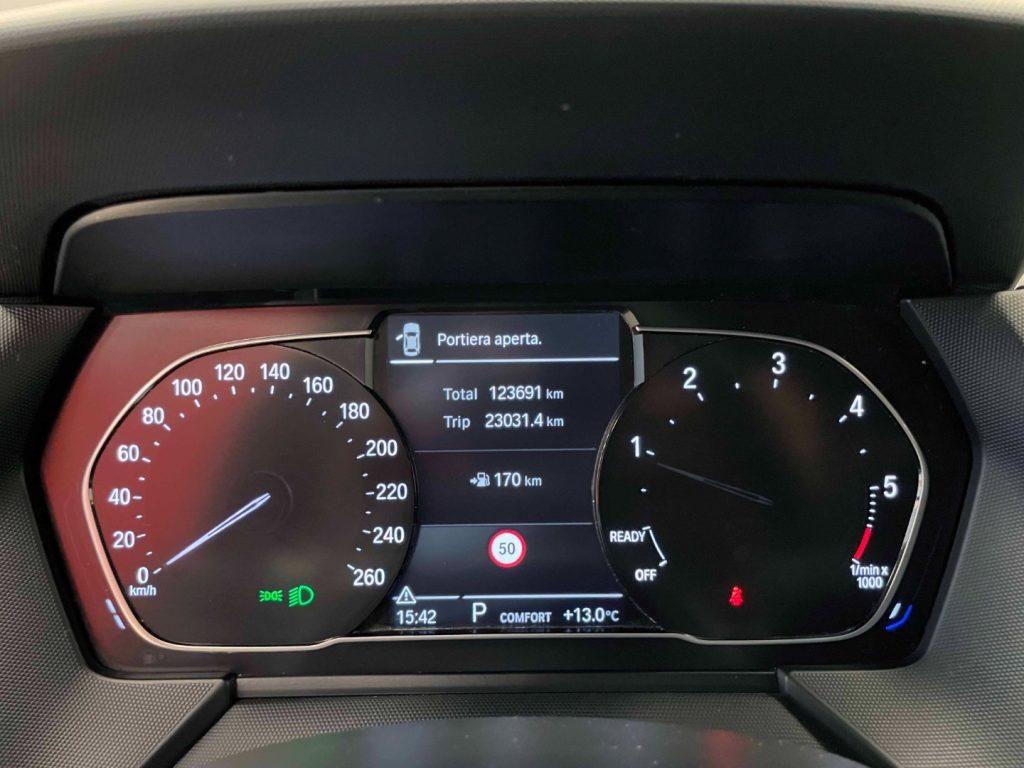 BMW 116 116D MSPORT AUTO - IVA DEDUCIBILE - 19