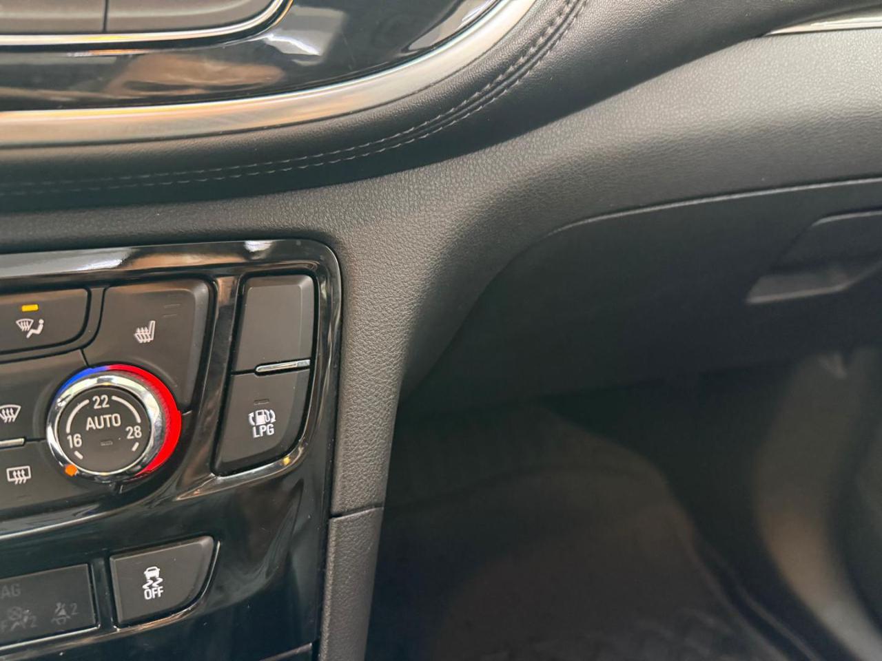 OPEL Mokka X 1.4 Turbo GPL Tech 140CV 4x2 Innovation - 41