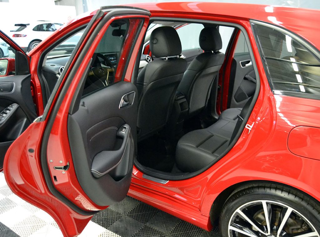 MERCEDES-BENZ B 180 BlueEFFICIENCY Premium-Pelle-Xenon-Pack Night - 3