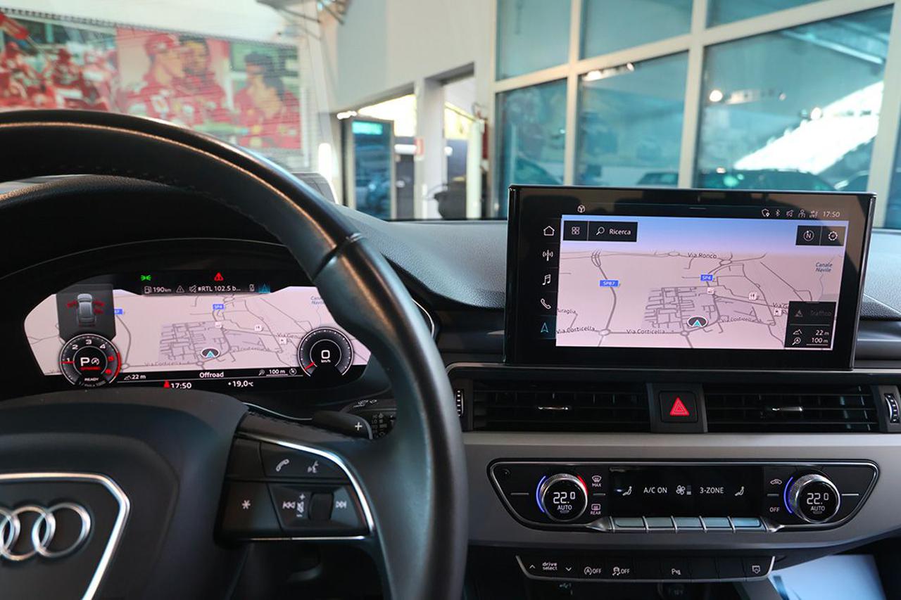 AUDI A4 40 TDI Avant Quattro S-Tronic Business Advanced - 33