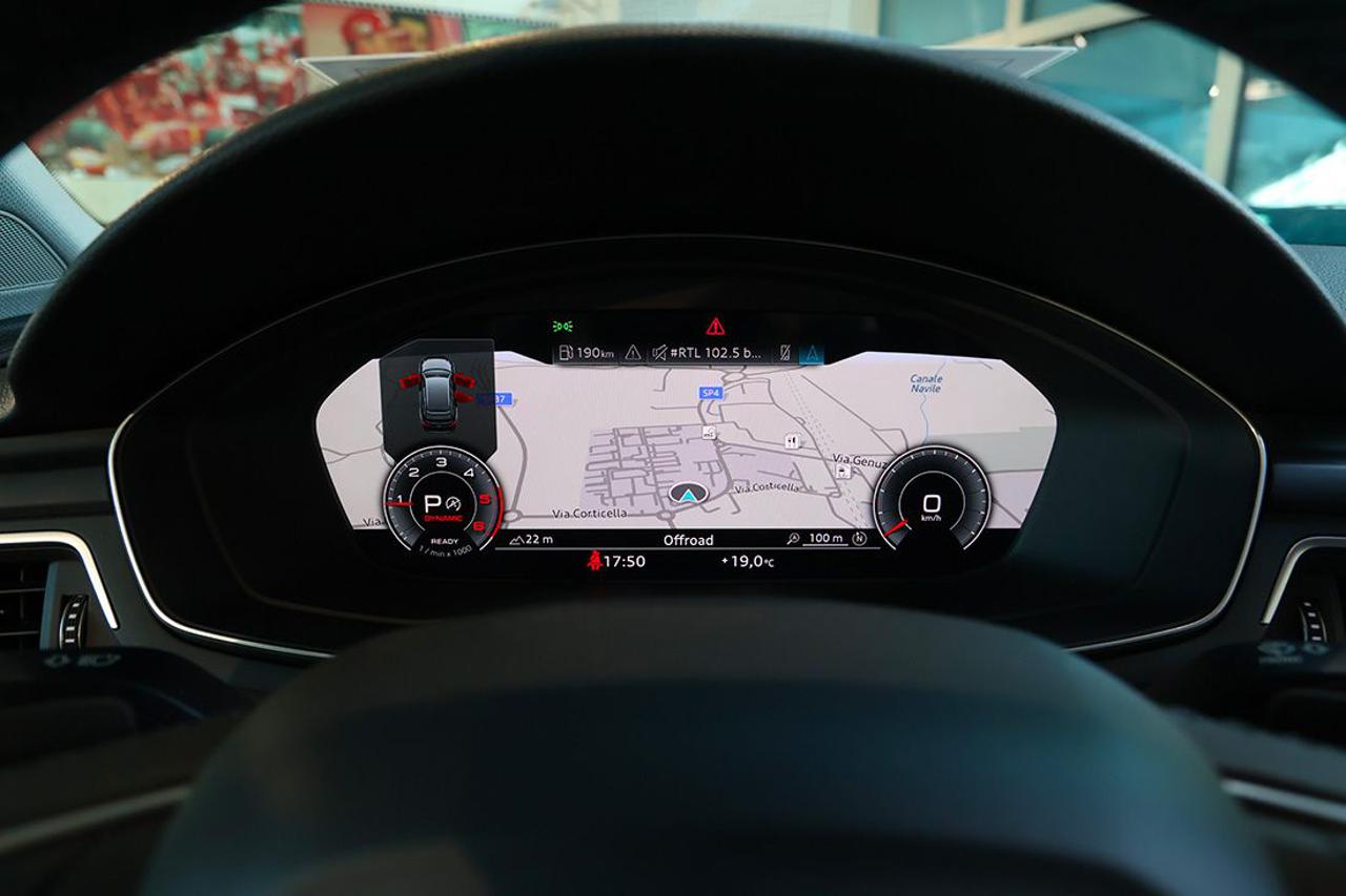 AUDI A4 40 TDI Avant Quattro S-Tronic Business Advanced - 30