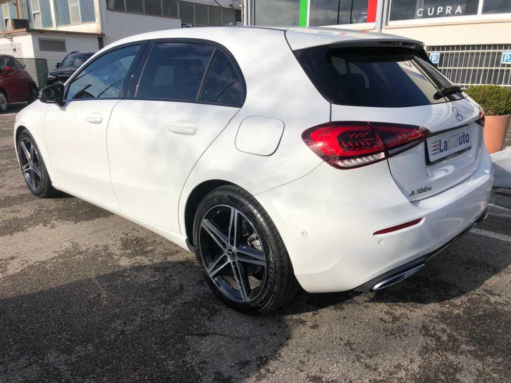 MERCEDES-BENZ A 180 d Automatic Sport - 4