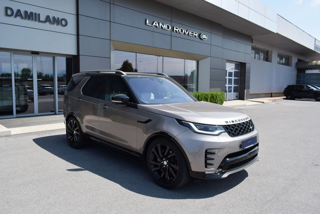 LAND ROVER Discovery 3.0 D I6 249PS R-Dynamic SE AWD auto. - 3