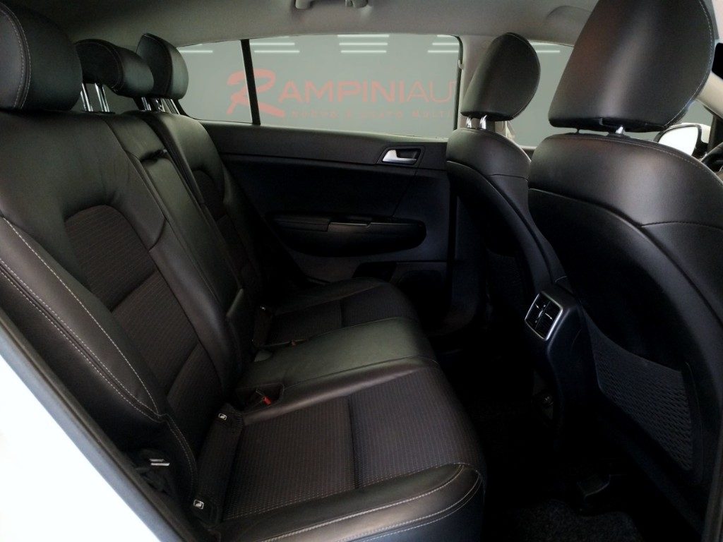 KIA Sportage 1.7 CRDI 2WD Class Pronta Consegna - 19