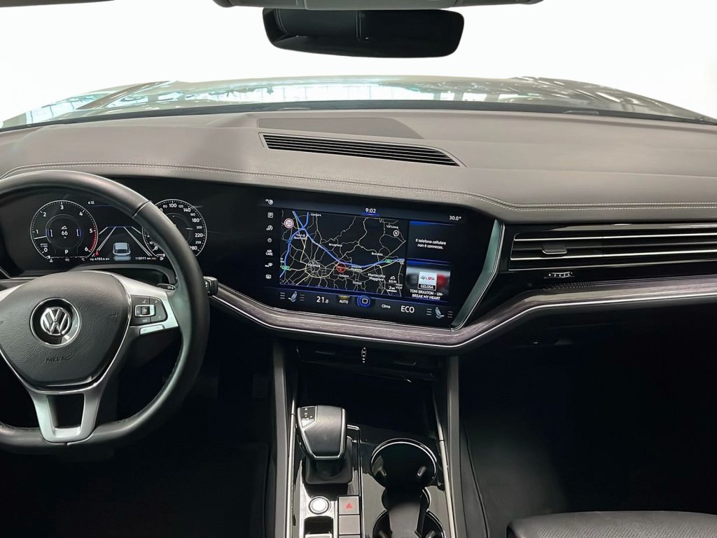 VOLKSWAGEN Touareg 3.0 v6 tdi advanced 286cv tiptronic - 8