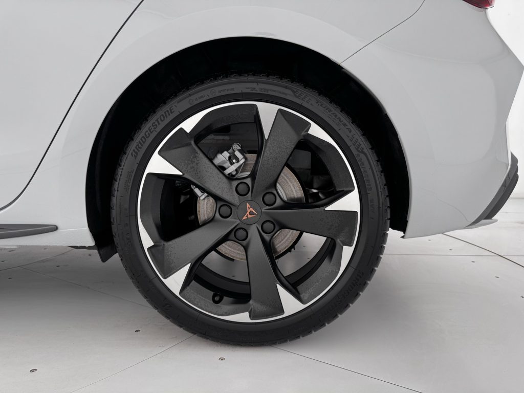 CUPRA Leon 1.5 hybrid 150cv dsg - 6