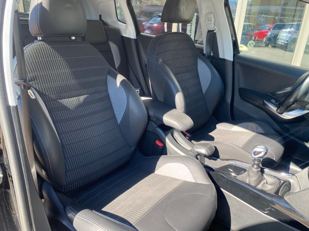 PEUGEOT 2008 100CV Allure NAVI*RETROCAMERA*RUOTINO - 19