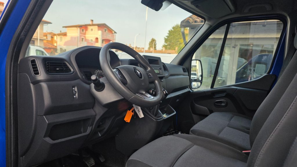 RENAULT Master T33 2.3 dCi 135 PM-TM Furgone Ice - 8