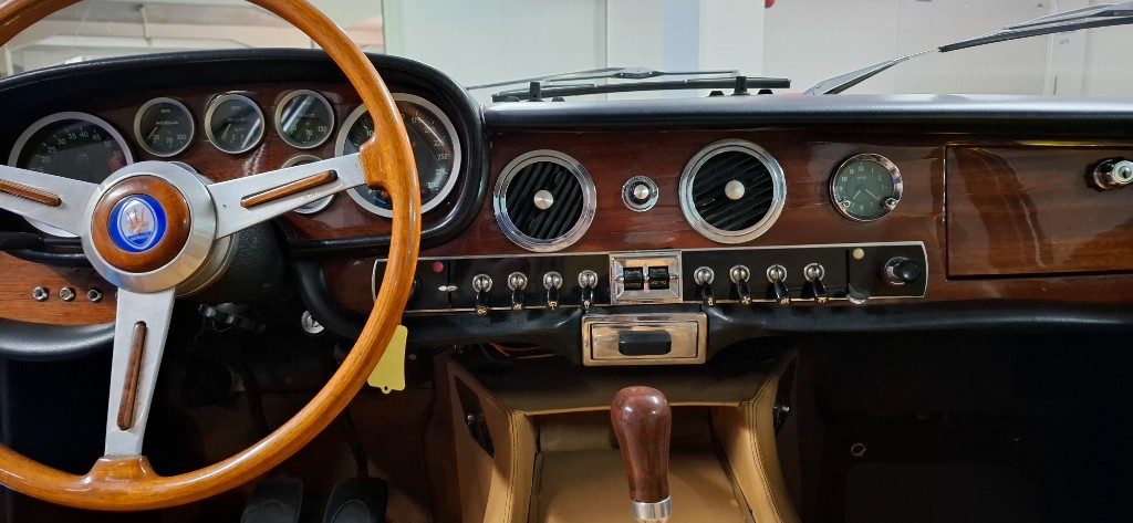 MASERATI Quattroporte 4.136cc **TARGHE NERE**LIBRETTO A PAGINE - 10