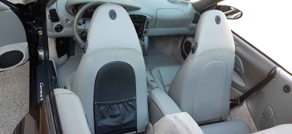 PORSCHE 996 CABRIO - CARRERA 4 - 35