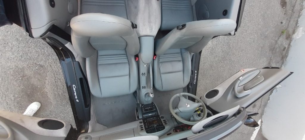 PORSCHE 996 CABRIO - CARRERA 4 - 50