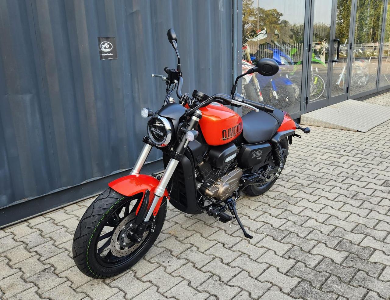 QJ MOTOR SRV 300 2025 - 6