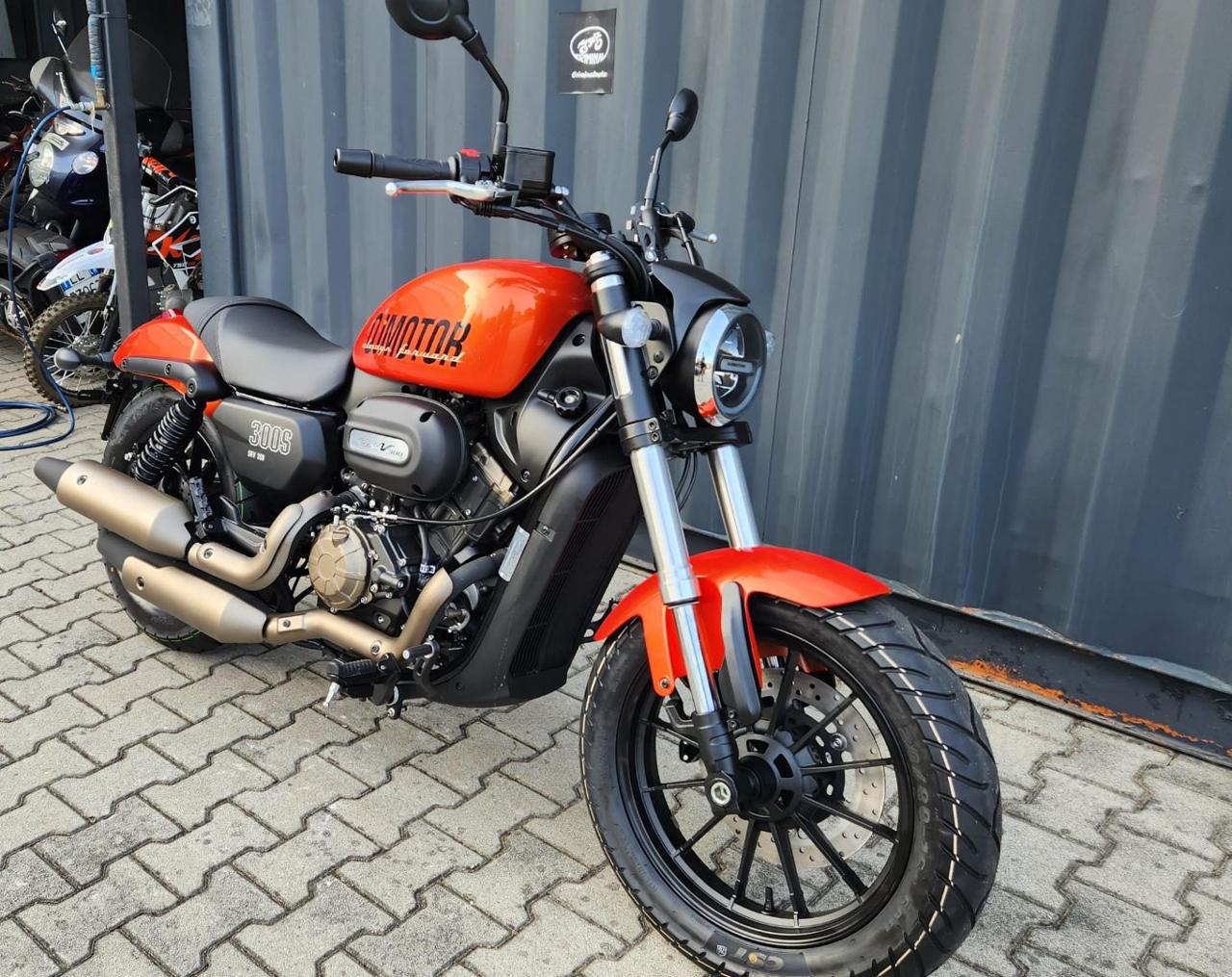 QJ MOTOR SRV 300 2025 - 5