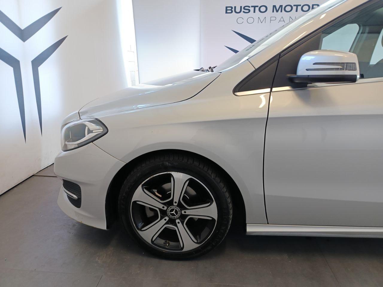 MERCEDES-BENZ B 200 d Sport - 7