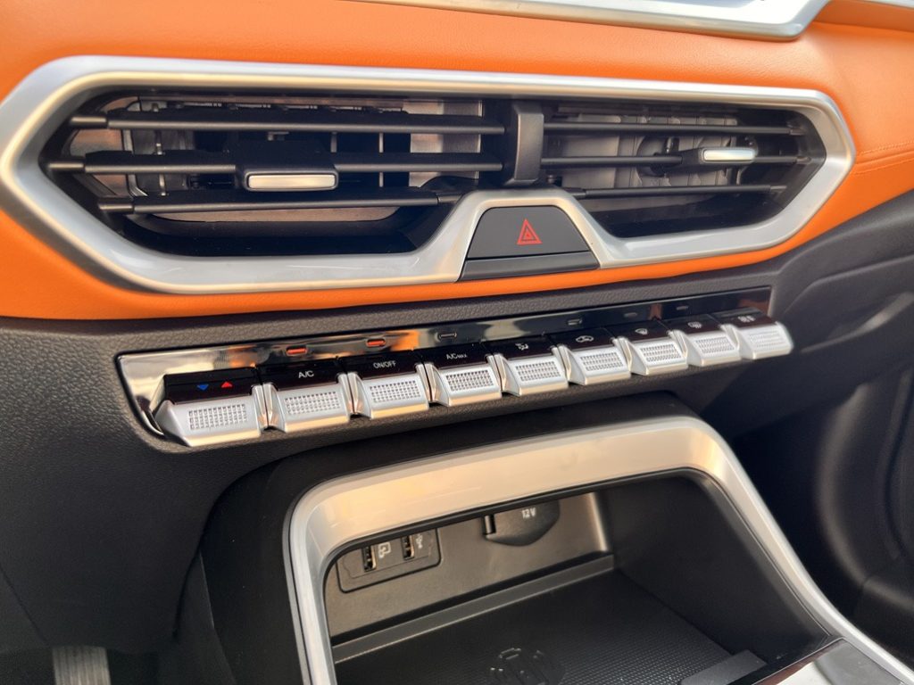 EMC Sei 1.5 T CVT ***KM 0*** - 26