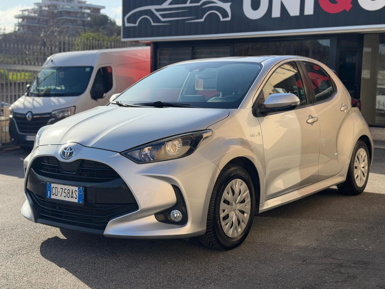 TOYOTA Yaris 1.5 Hybrid 5 porte Business (NESSUN VINCOLO) - 4