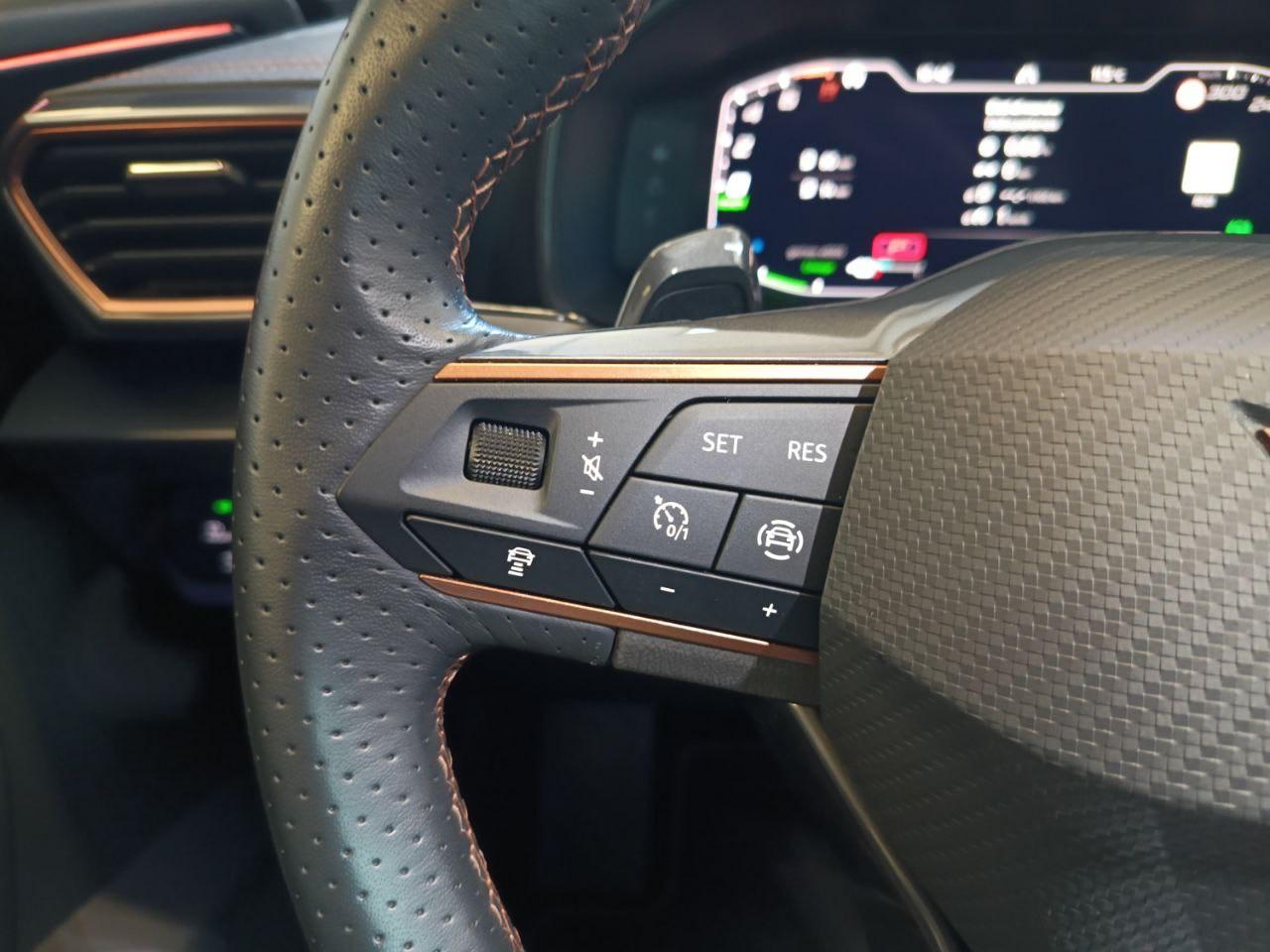 CUPRA Formentor 1.4 e-Hybrid DSG - 17