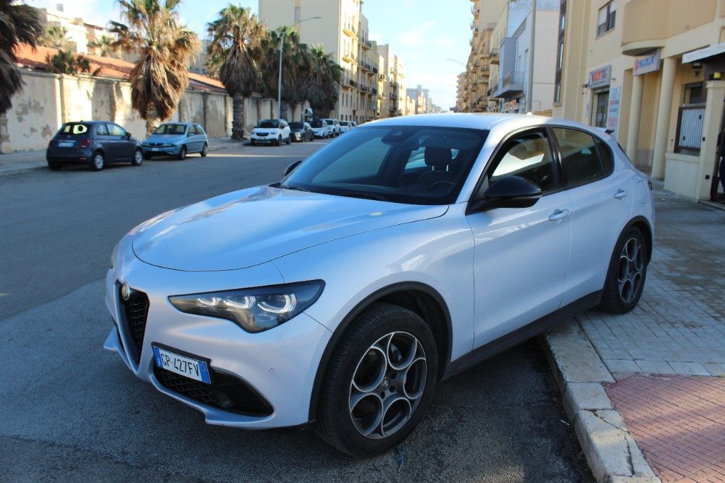ALFA ROMEO Stelvio 2.2 Turbodiesel 160 CV AT8 RWD Sprint
