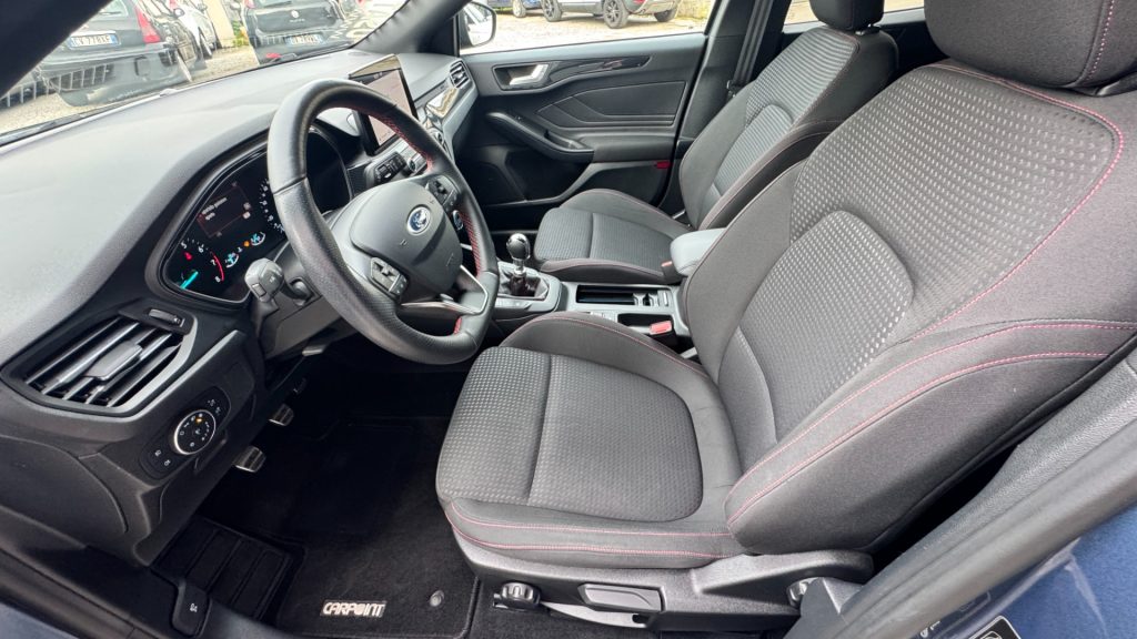 FORD Focus 1.0 EcoBoost 125 CV 5p. ST-Line - 26