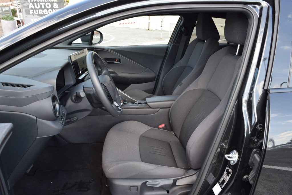 TOYOTA C-HR 2.0 PHEV Trend 151CV - 15