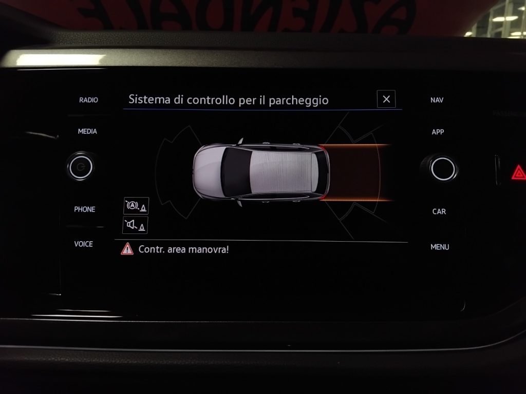 VOLKSWAGEN Polo 1.0 TSI 110 CV DSG 5p. Highline 16 VRTUAL - 28