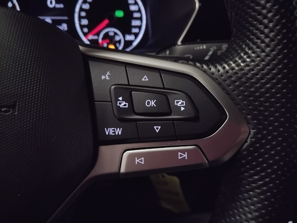 VOLKSWAGEN T-Cross 1.5 TSI DSG Style R-LINE VIDEO - 25