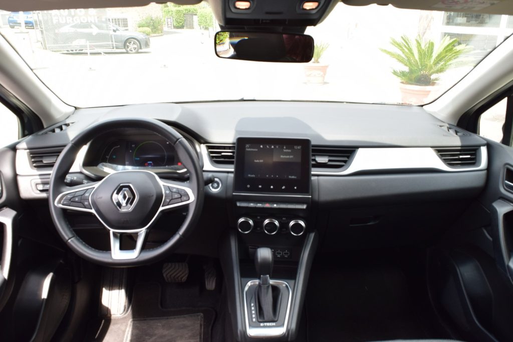 RENAULT Captur Full Hybrid E-Tech 145 CV - 5