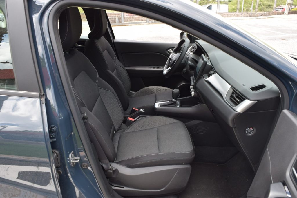 RENAULT Captur Full Hybrid E-Tech 145 CV - 13