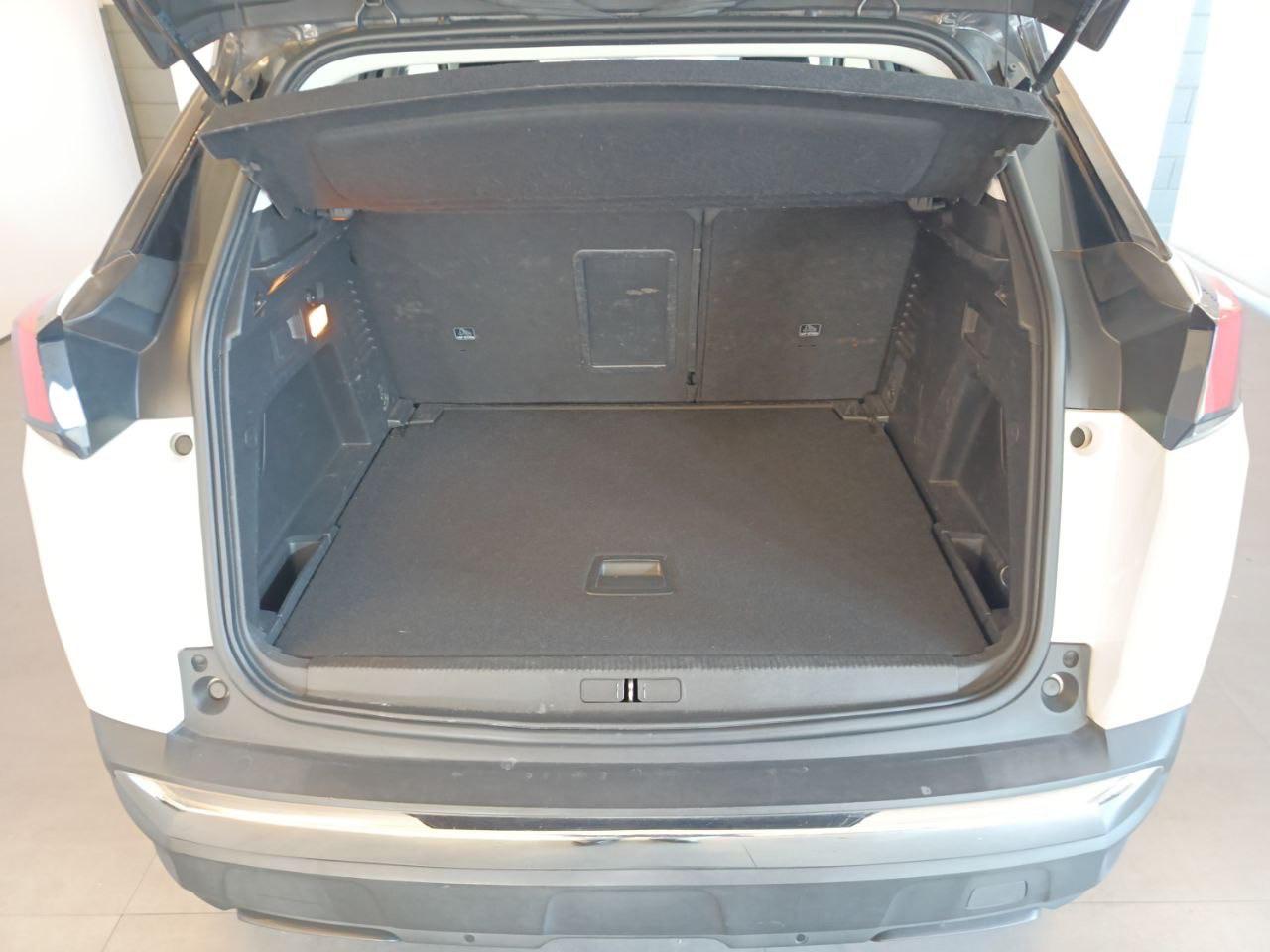 PEUGEOT 3008 BlueHDi 130 S&S EAT8 GT Line - 10