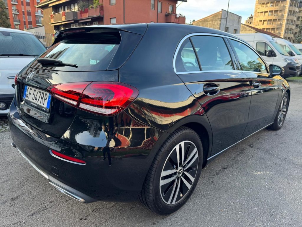 MERCEDES-BENZ A 180 D AUTOMATICA SPORT - 7