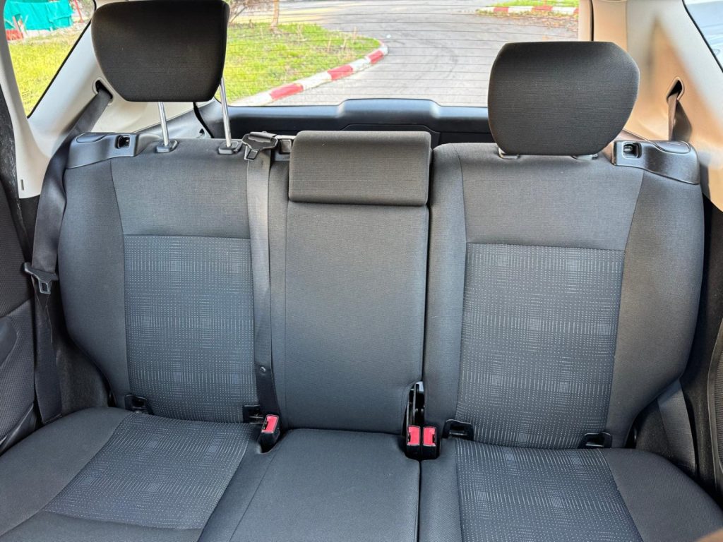 MERCEDES-BENZ A 160 BlueEFFICIENCY - 13