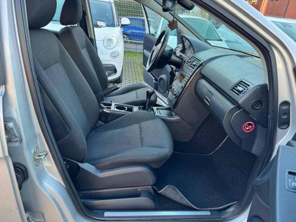 MERCEDES-BENZ A 160 BlueEFFICIENCY - 17