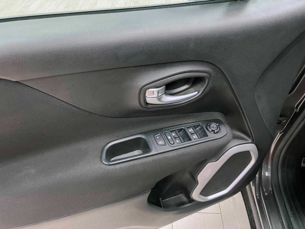 JEEP Renegade 1.6 SPORT FWD 110CV - 15