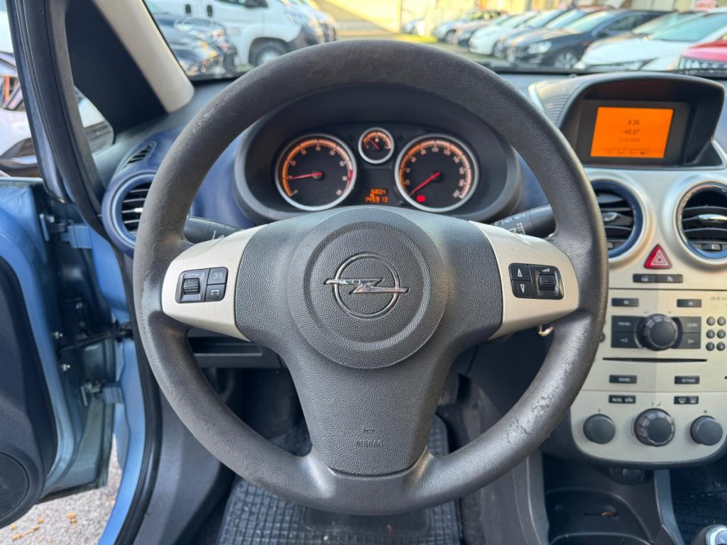 OPEL Corsa 1.4 16V 5 PORTE COSMO - 8