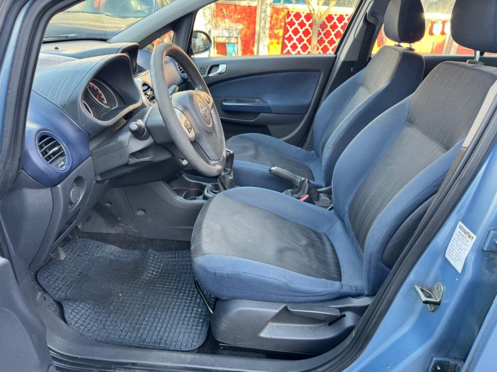 OPEL Corsa 1.4 16V 5 PORTE COSMO - 13