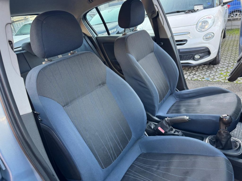 OPEL Corsa 1.4 16V 5 PORTE COSMO - 17