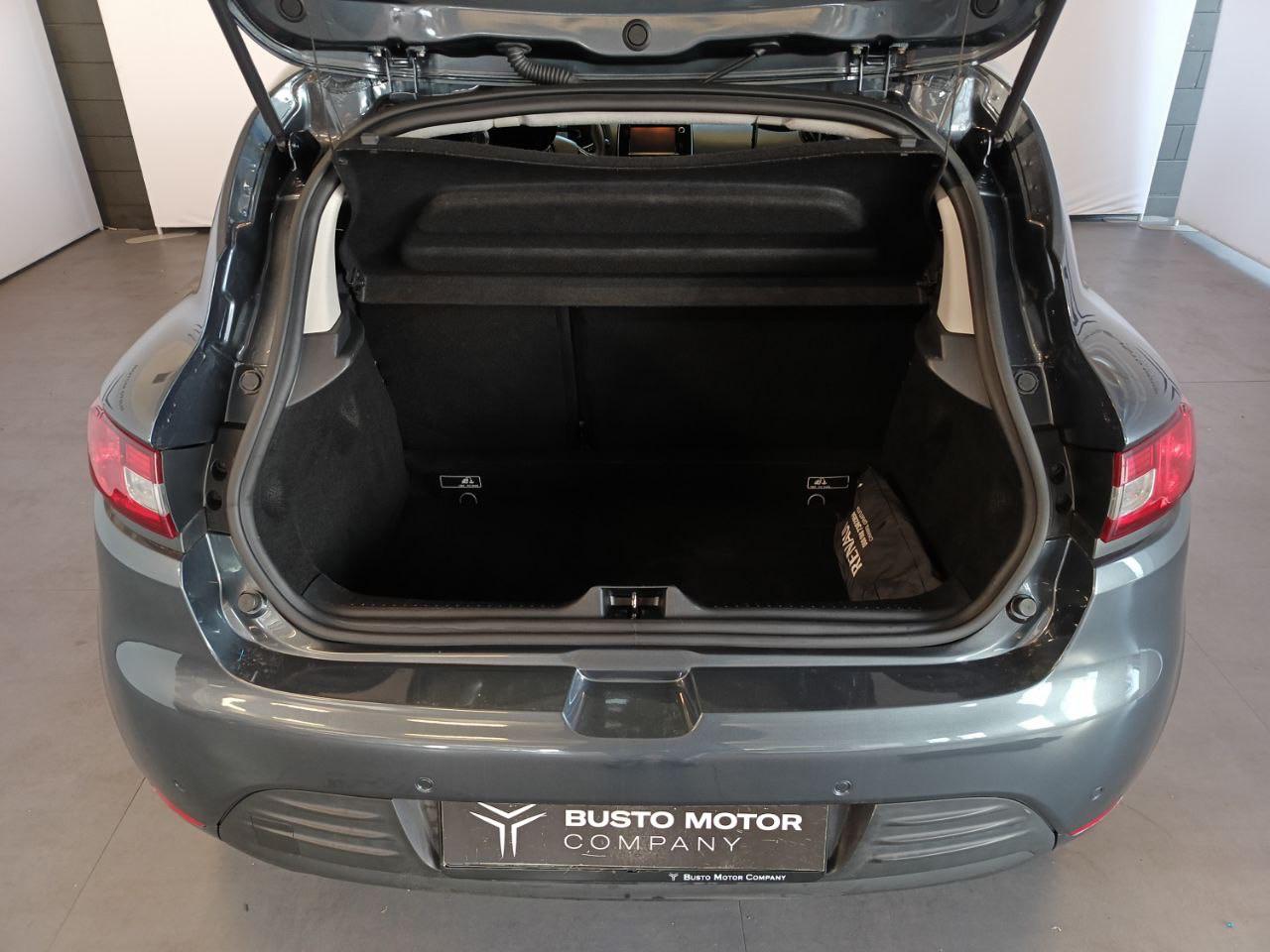 RENAULT Clio 1.2 75CV 5 porte Intens - 10