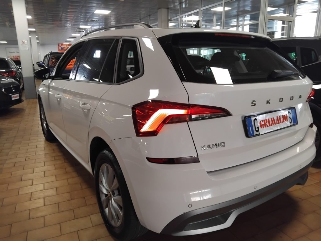 SKODA Kamiq 1.0 TSI Ambition - 4