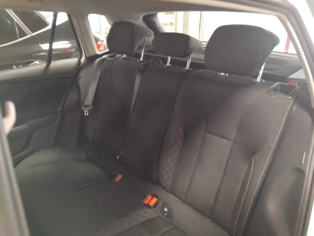 SKODA Kamiq 1.0 TSI Ambition - 8