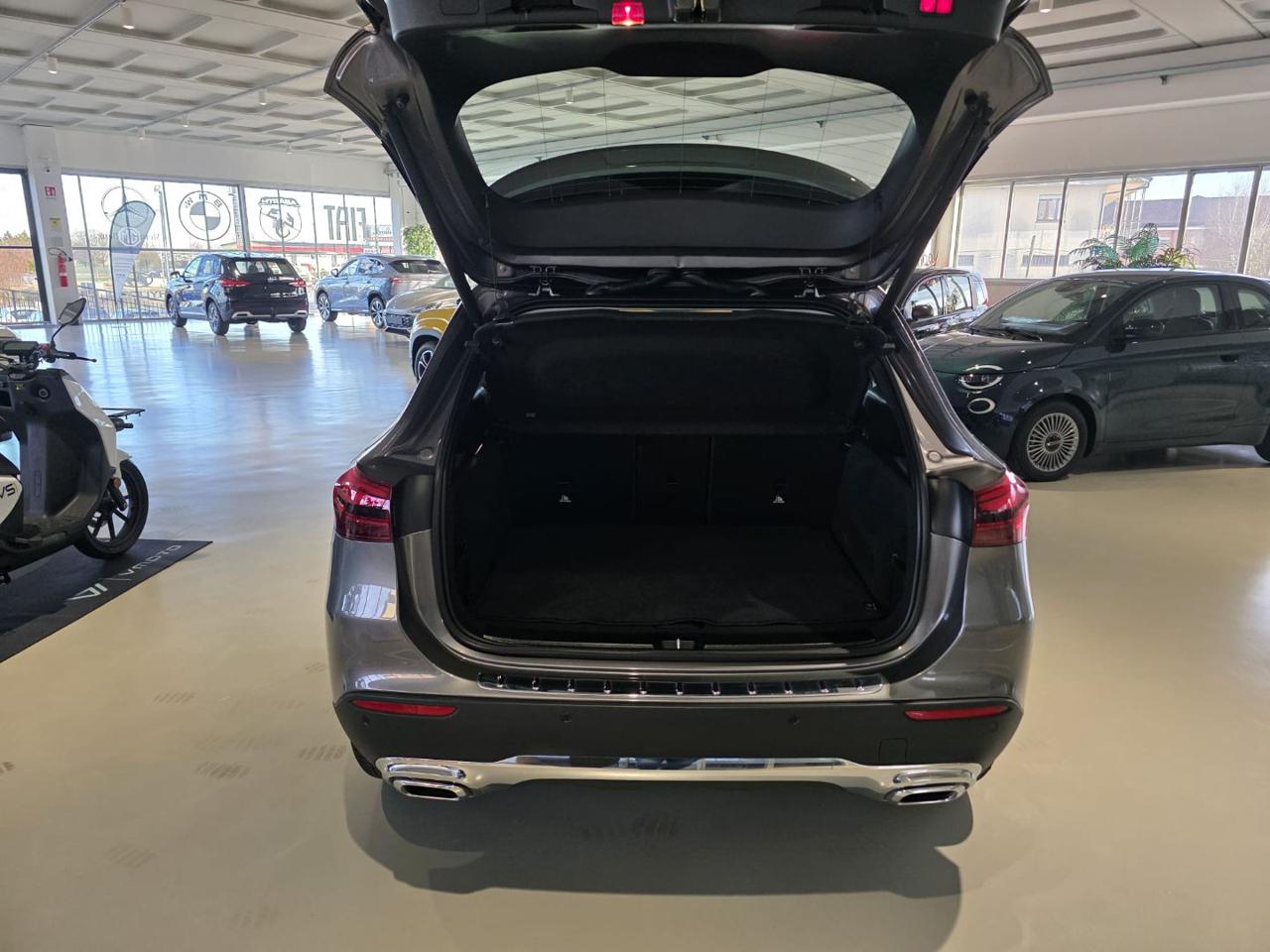 MERCEDES-BENZ GLA 200 d Automatic Progressive Advanced - 10