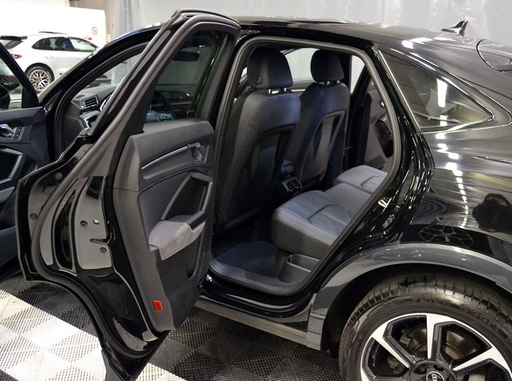 AUDI Q3 SPB 40 TFSI S tronic Quattro edition S-line ** - 3