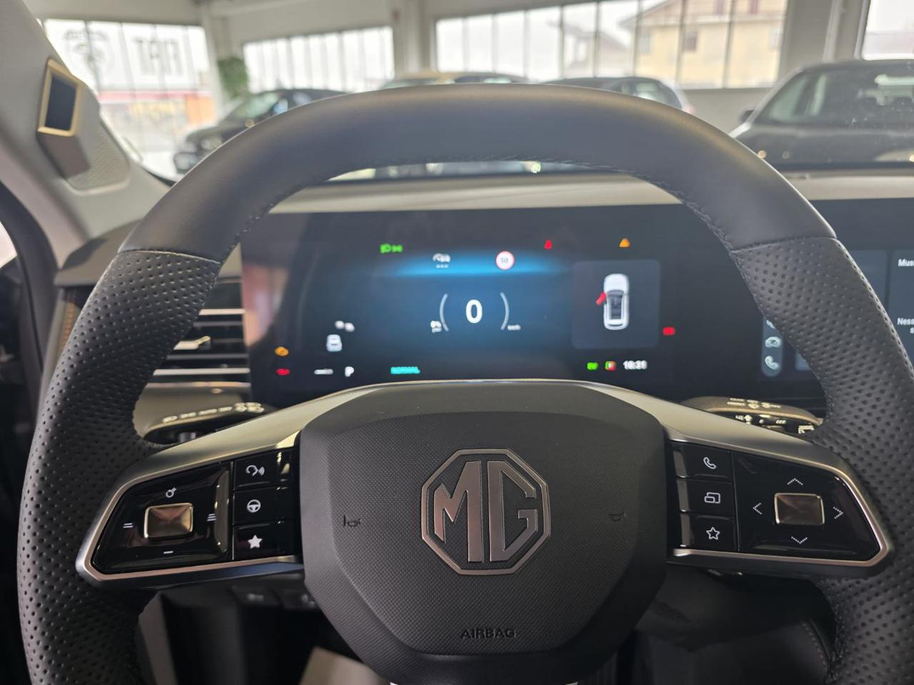 MG HS HEV Comfort - 14