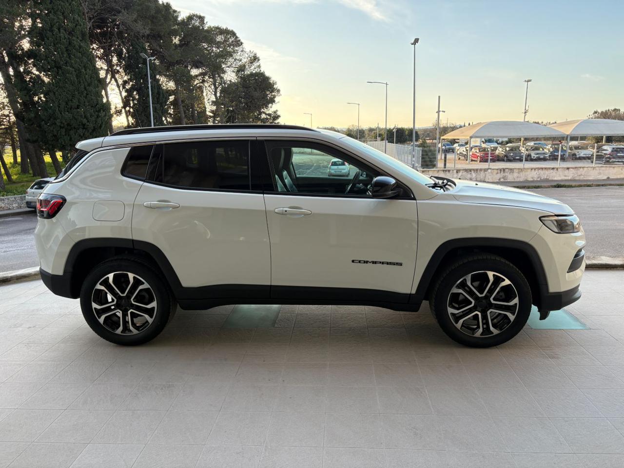 JEEP Compass 1.6 Multijet II 2WD Limited 130 CV - 4