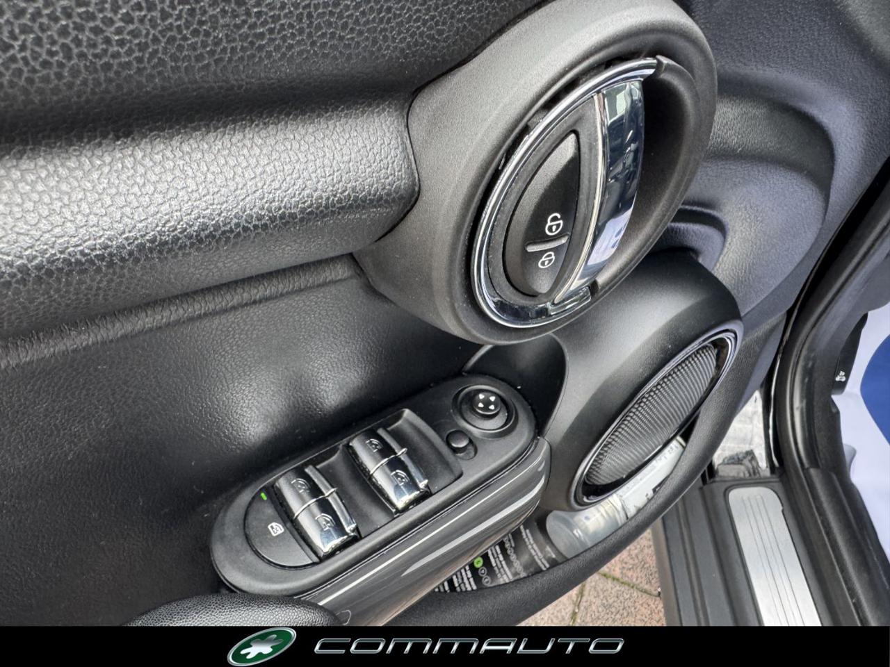 MINI One 1.5 One Business 5 porte - 9